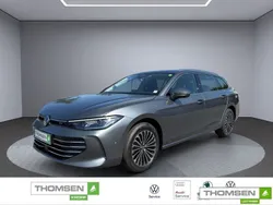 Grau Gebraucht 2024 VW Passat Elegance Limousine | 39.890 €