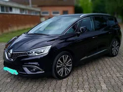 Schwarz Gebraucht 2018 Renault Grand Scénic IV Initiale Paris Van / Kleinbus | 17.000 € (Fairer Preis)