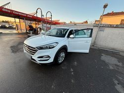 Weiß Gebraucht 2017 Hyundai Tucson SUV | 13.200 € (Fairer Preis)