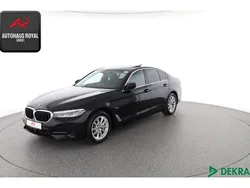 Schwarz Gebraucht 2022 BMW 530e Limousine | 37.879 € (Fairer Preis)