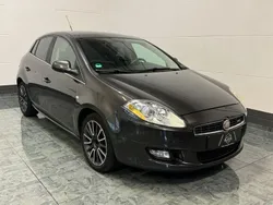 Grau Gebraucht 2008 Fiat Bravo Dynamic Kleinwagen | 2.290 € (Fairer Preis)