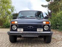 Gebraucht 2017 Lada niva SUV | 12.900 € (Teuer)