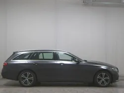 Grau Gebraucht 2021 Mercedes E220 Avantgarde Kombi | 24.980 € (Superpreis)