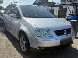 Silber Gebraucht 2005 VW Touran Van / Kleinbus | 1.199 € (Superpreis)