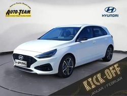 Weiß Gebraucht 2024 Hyundai i30 Advantage Limousine | 19.200 € (Guter Preis)