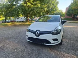 Weiß Gebraucht 2017 Renault Clio IV Life Kleinwagen | 6.999 € (Fairer Preis)