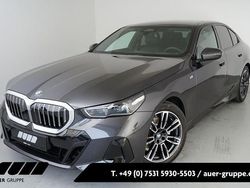 Grau Neu 2025 BMW 520 M Sport Limousine | 64.190 € (Teuer)