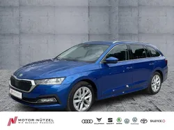 Raceblau metallic Gebraucht 2022 Skoda Octavia Style Kombi | 25.960 € (Etwas zu teuer)