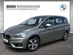 Grau Gebraucht 2017 BMW 218 Gran Tourer Advantage Van / Kleinbus | 14.799 € (Fairer Preis)