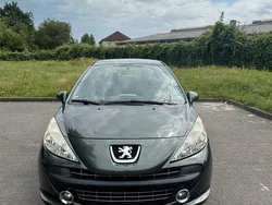 Grau Gebraucht 2007 Peugeot 207 Limousine | 1.200 € (Guter Preis)
