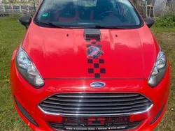 Rot Gebraucht 2013 Ford Fiesta Ambiente Kleinwagen | 2.800 € (Superpreis)