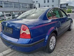 Blau Gebraucht 2003 VW Passat Family Limousine | 899 € (Superpreis)