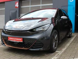 Grau Gebraucht 2022 Cupra Born Kleinwagen | 22.600 € (Fairer Preis)