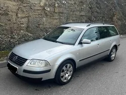 Silber Gebraucht 2003 VW Passat Kombi | 2.200 € (Etwas zu teuer)