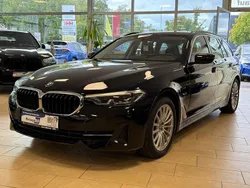 Schwarz Gebraucht 2021 BMW 530 Sport Line Kombi | 29.500 € (Guter Preis)