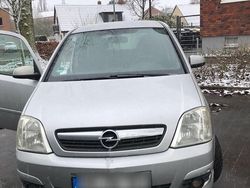 Silber Gebraucht 2006 Opel Meriva Van / Kleinbus | 990 € (Superpreis)