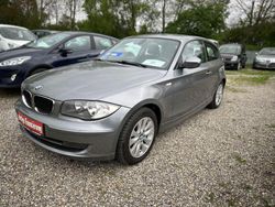 Grau Gebraucht 2012 BMW 118 Coupé Advantage Coupé | 6.500 €