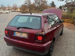 Rot Gebraucht 1996 VW Golf III Kleinwagen | 1.300 € (Superpreis)