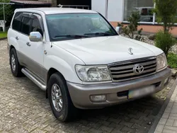 Weiß Gebraucht 2002 Toyota Land Cruiser SUV | 12.999 €