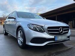 Silber Gebraucht 2019 Mercedes E220 Kombi | 24.800 € (Superpreis)