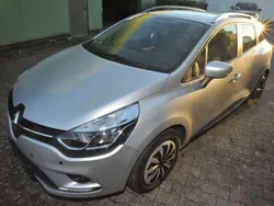 Silber Gebraucht 2019 Renault Clio GrandTour Business Kombi | 9.999 € (Fairer Preis)
