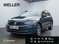 Blau Gebraucht 2022 VW Tiguan Life SUV | 28.690 € (Fairer Preis)