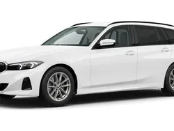 Weiß Gebraucht 2024 BMW 318 Comfort Edition Kombi | 35.818 € (Fairer Preis)