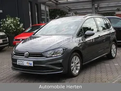 Grau Gebraucht 2018 VW Golf Sportsvan Comfortline Van / Kleinbus | 16.990 € (Fairer Preis)