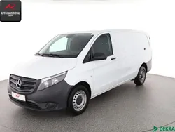 Weiss Gebraucht 2020 Mercedes Vito Van / Kleinbus | 23.680 € (Guter Preis)