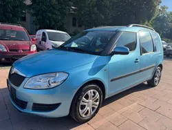 Blau Gebraucht 2011 Skoda Roomster Plus Edition Kombi | 5.990 € (Teuer)