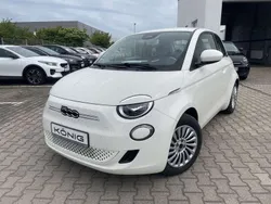 Weiß Gebraucht 2023 Fiat 500e Kleinwagen | 23.777 € (Etwas zu teuer)