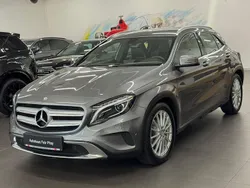 Mountaingrau Gebraucht 2014 Mercedes GLA200 Urban SUV | 15.390 € (Fairer Preis)
