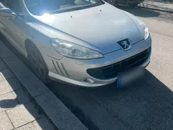 Silber Gebraucht 2008 Peugeot 407 Coupe Coupé | 3.000 €
