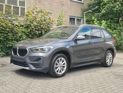 Grau Gebraucht 2021 BMW X1 Sport Line SUV | 20.500 € (Guter Preis)