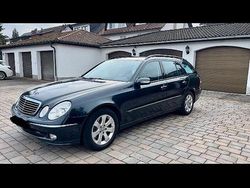 Schwarz Gebraucht 2004 Mercedes 320 Avantgarde Kombi | 5.000 € (Fairer Preis)