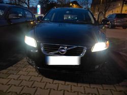 Schwarz Gebraucht 2011 Volvo V50 Kombi | 1.900 €