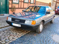 Grau Gebraucht 1990 Audi 100 Limousine | 4.600 €