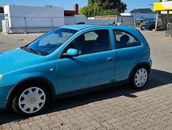 Blau Gebraucht 2006 Opel Corsa Kleinwagen | 1.200 € (Guter Preis)