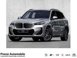 Silber Neu 2025 BMW iX1 M Sport SUV | 55.890 € (Fairer Preis)