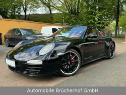 Porsche 911 Carrera GTS
