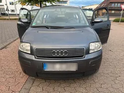 Grau Gebraucht 2005 Audi A2 Kleinwagen | 2.950 € (Guter Preis)