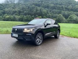 Schwarz Gebraucht 2023 VW Touareg Style SUV | 72.995 € (Etwas zu teuer)