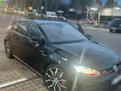 Schwarz Gebraucht 2015 VW Golf VII GTI Limousine | 16.900 € (Fairer Preis)