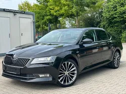 Schwarz Gebraucht 2016 Skoda Superb LAURIN & KLEMENT Limousine | 18.999 € (Guter Preis)