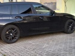 Schwarz Gebraucht 2020 BMW 320 M Sport Kombi | 19.500 € (Superpreis)