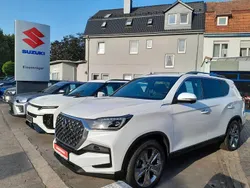 Weiß Gebraucht 2024 Ssangyong Rexton Sapphire SUV | 46.950 € (Fairer Preis)