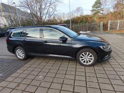 Schwarz Gebraucht 2018 VW Passat Comfortline Kombi | 13.650 € (Superpreis)
