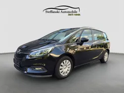 Schwarz Gebraucht 2018 Opel Zafira Edition Van / Kleinbus | 11.299 € (Superpreis)