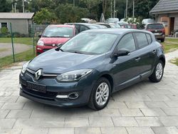 Grau Gebraucht 2015 Renault Mégane LIMITED Limousine | 5.989 € (Guter Preis)