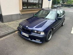Blau Gebraucht 1997 BMW 316 Performance Kombi | 2.300 € (Etwas zu teuer)